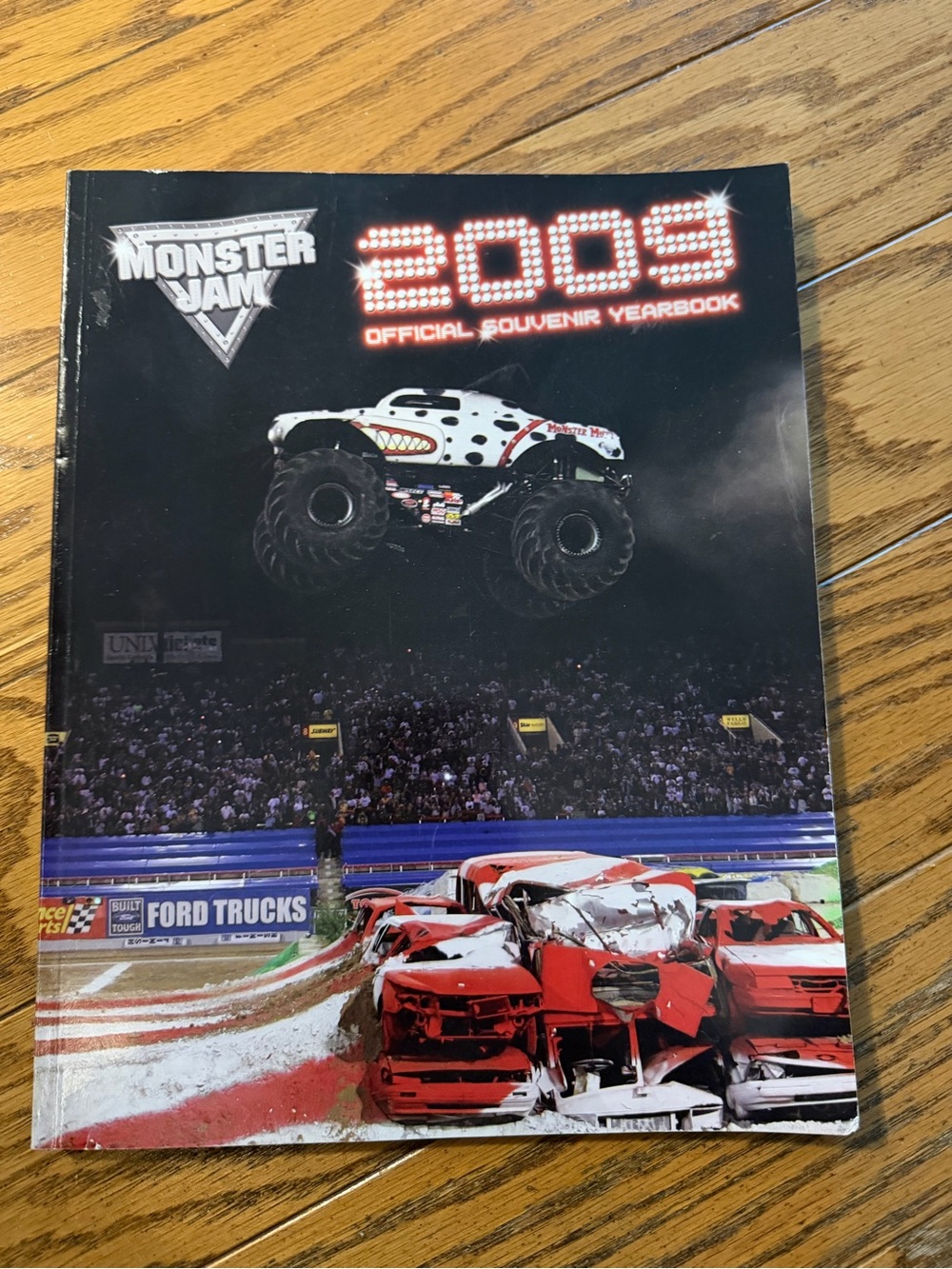 Monster Jam 2009 Official Souvenir Yearbook
